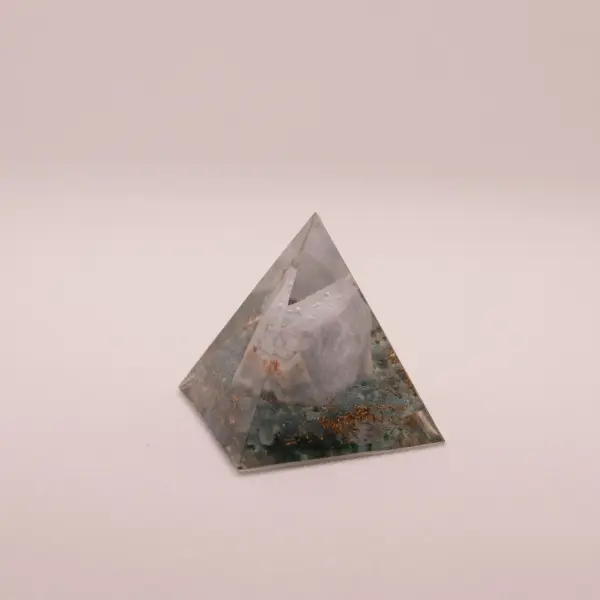 Orgonit piramidka 58mm
