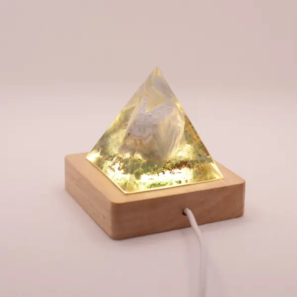 Orgonit piramidka 58mm