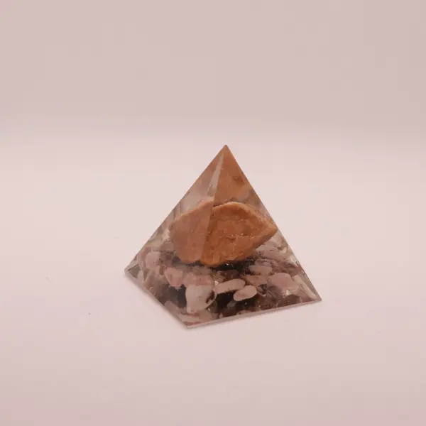 Orgonit piramidka 58mm