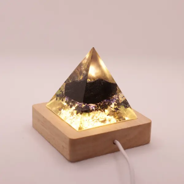 Orgonit piramidka 58mm