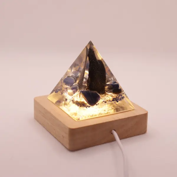 Orgonit piramidka 58mm