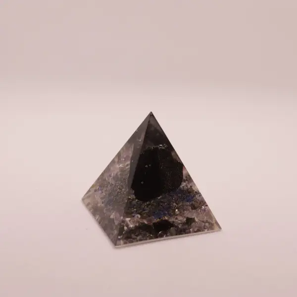 Orgonit piramidka 58mm