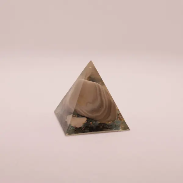 Orgonit piramidka 58mm