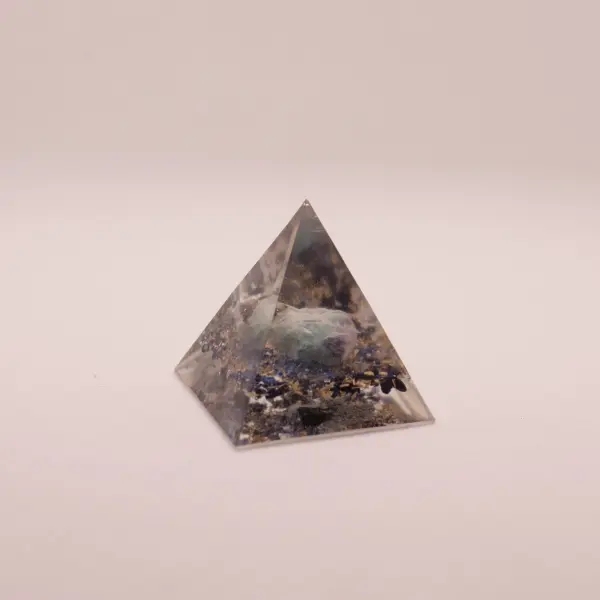 Orgonit piramidka 58mm