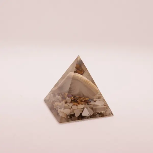 Orgonit piramidka 58mm