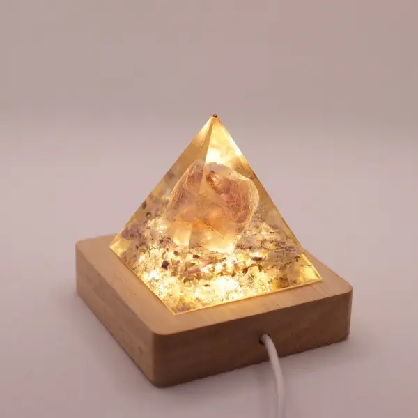Orgonit piramidka 58mm