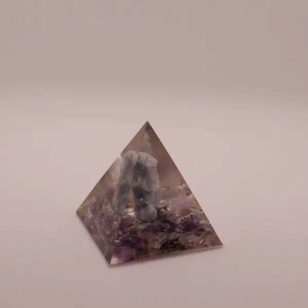 Orgonit piramidka 58mm